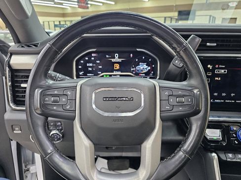 Used 2024 GMC Sierra 2500 Denali w/ Technology Package AWD/4WD image 31
