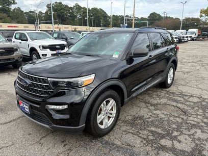Certified 2021 Ford Explorer XLT w/ Equipment Group 202A
