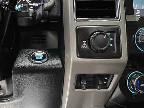 Used 2019 Ford F350 Lariat w/ Lariat Ultimate Package image 5