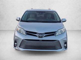 Used 2019 Toyota Sienna XLE w/ XLE Navigation Package FWD video 2