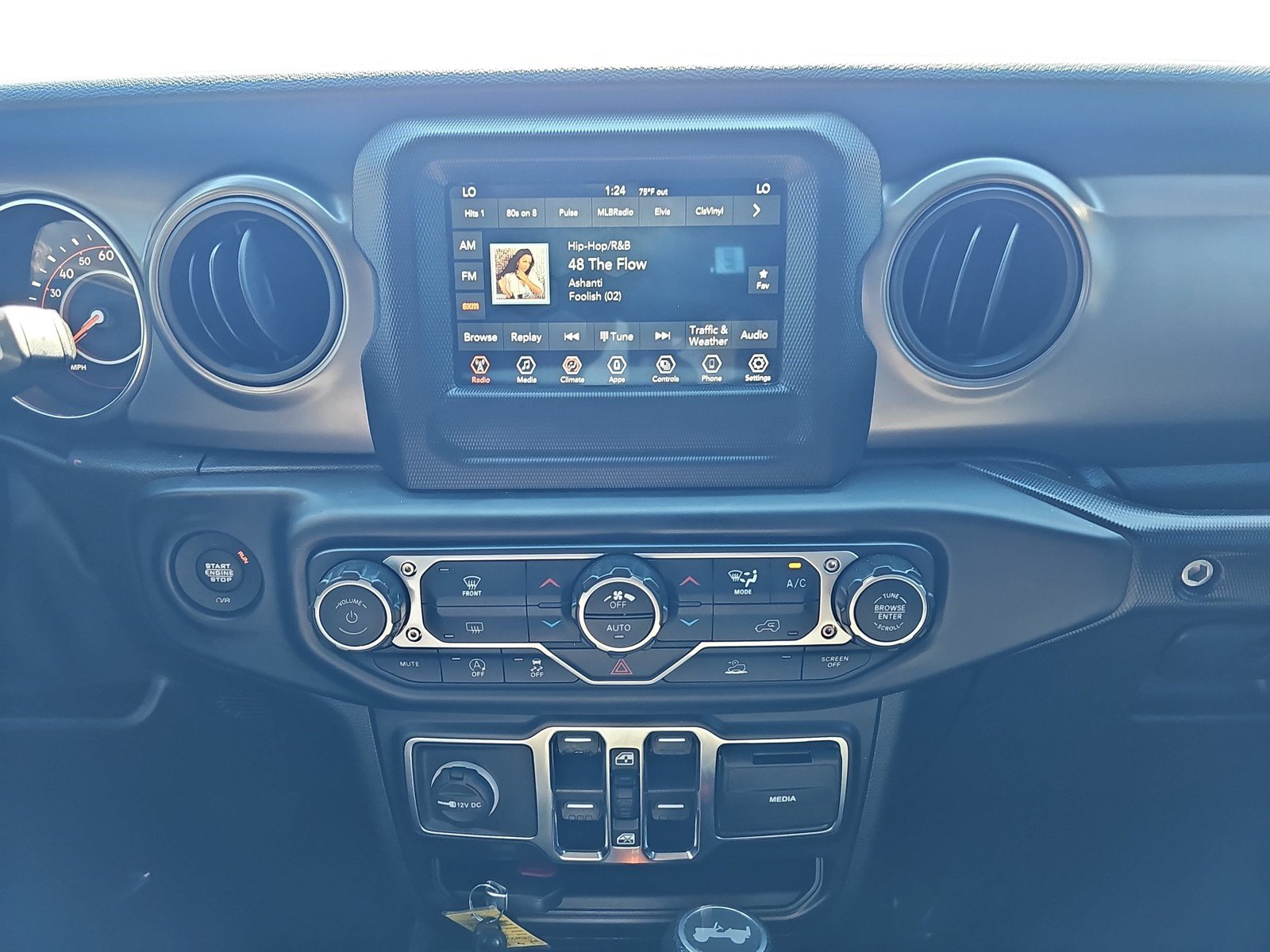 Used 2021 Jeep Wrangler Unlimited Sport AWD/4WD image 17