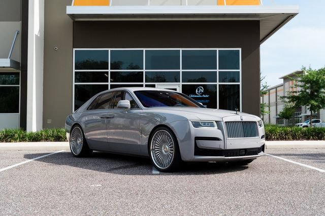Used 2024 Rolls-Royce Ghost Black Badge AWD/4WD image 1