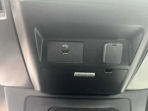 Used 2018 Ford F150 XLT w/ Trailer Tow Package image 18