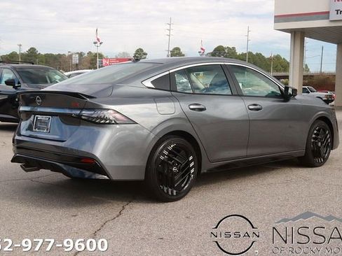 New 2026 Nissan Sentra SR image 5