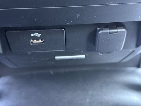 Used 2016 Ford F150 XL w/ Equipment Group 101A Mid RWD image 21