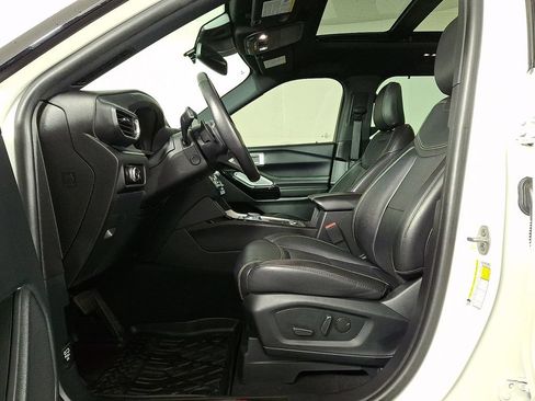 Used 2023 Ford Explorer ST w/ Equipment Group 401A AWD/4WD image 17