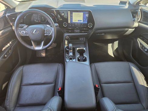 Used 2024 Lexus NX 250 FWD image 8