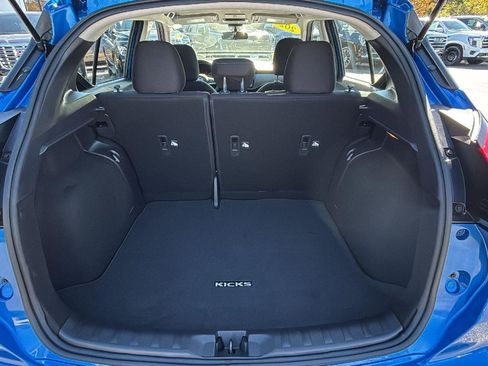 Used 2024 Nissan Kicks SV image 29