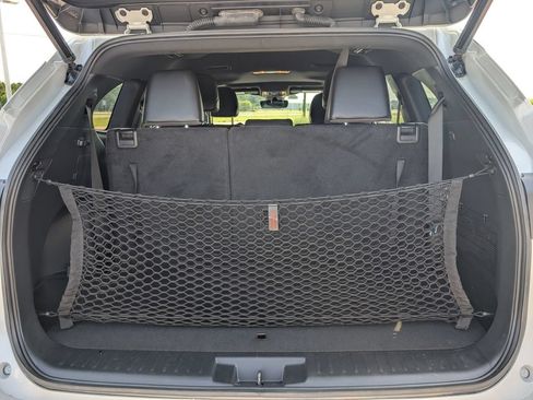 Used 2023 Toyota Highlander XSE FWD image 29