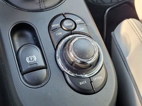 Used 2022 MINI Cooper SE image 19