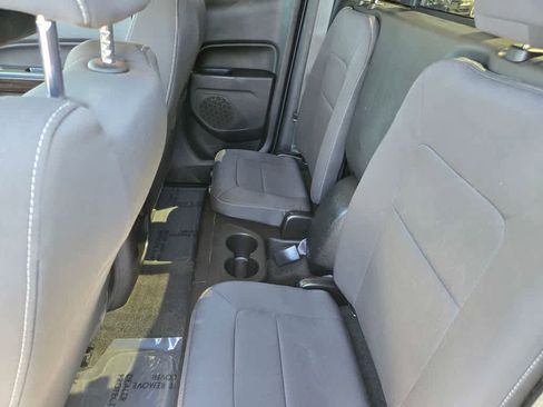 Used 2018 GMC Canyon SLE w/ SLE Convenience Package image 12