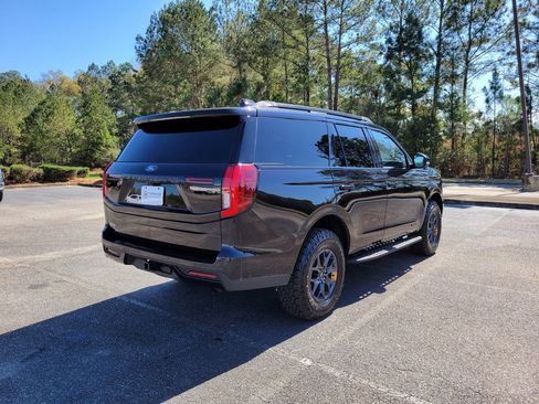 Certified 2025 Ford Expedition Tremor image 6
