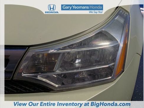 Used 2010 Ford Focus S FWD image 10
