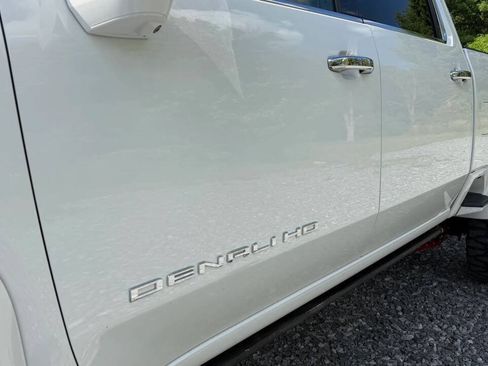 Used 2020 GMC Sierra 2500 Denali w/ Denali Ultimate Package AWD/4WD image 12