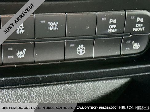 Used 2018 RAM 1500 Big Horn AWD/4WD image 19