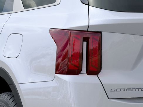 New 2026 Kia Sorento S AWD/4WD image 11