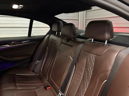 Used 2020 BMW M550i xDrive w/ Premium Package AWD/4WD image 25