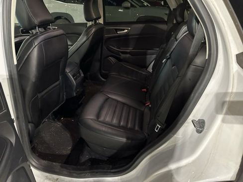 Used 2021 Ford Edge SEL image 12