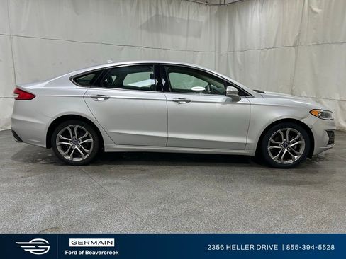 Used 2019 Ford Fusion SEL image 9