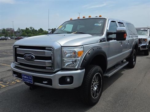 Used 2016 Ford F250 Platinum w/ FX4 Off-Road Package AWD/4WD image 1