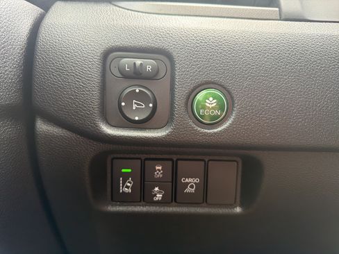 Certified 2023 Honda Ridgeline RTL image 32
