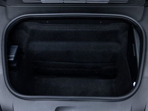 Certified 2025 Porsche 911 Carrera image 29