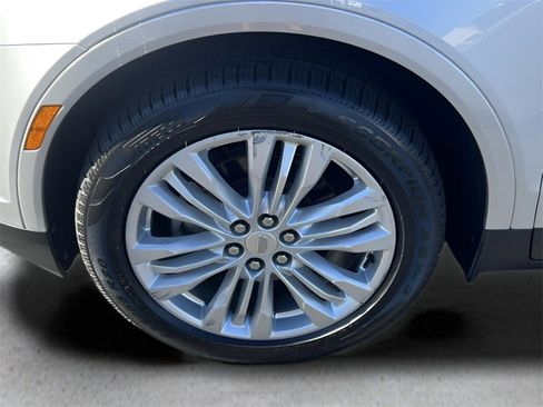 Used 2019 Cadillac XT5 Premium Luxury image 27