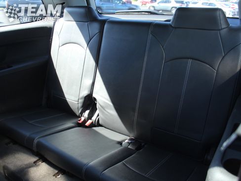 Used 2017 GMC Acadia Limited SLT image 24