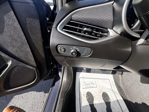 Used 2025 Chevrolet Malibu RS image 16