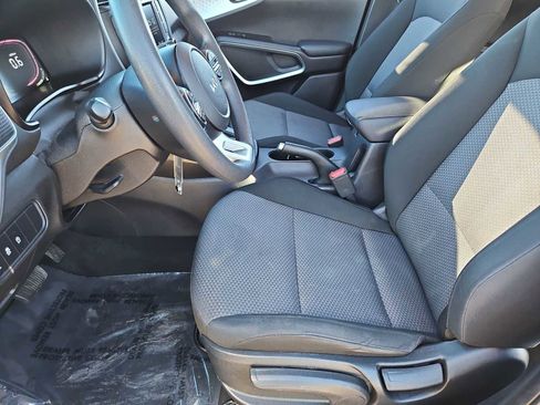 Used 2024 Kia Soul LX w/ Option Group 015 image 16