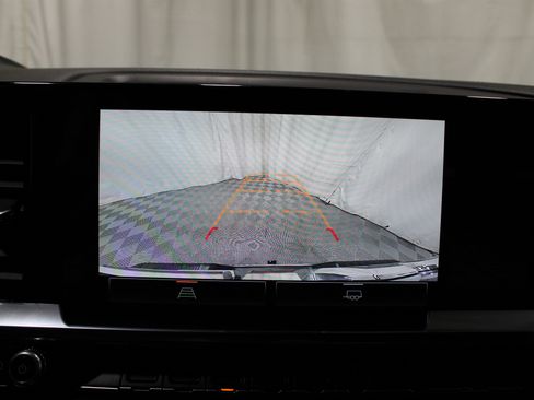 Used 2024 GMC Sierra 1500 SLT image 20