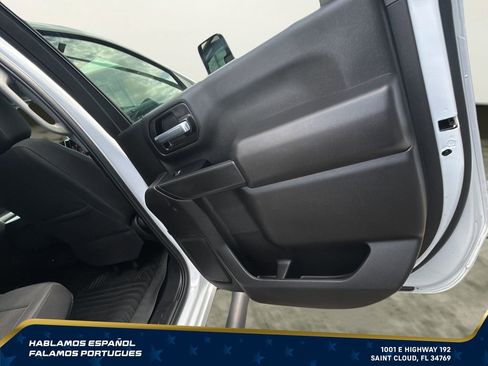 Used 2025 Chevrolet Silverado 2500 Custom w/ Custom Convenience Package AWD/4WD image 26