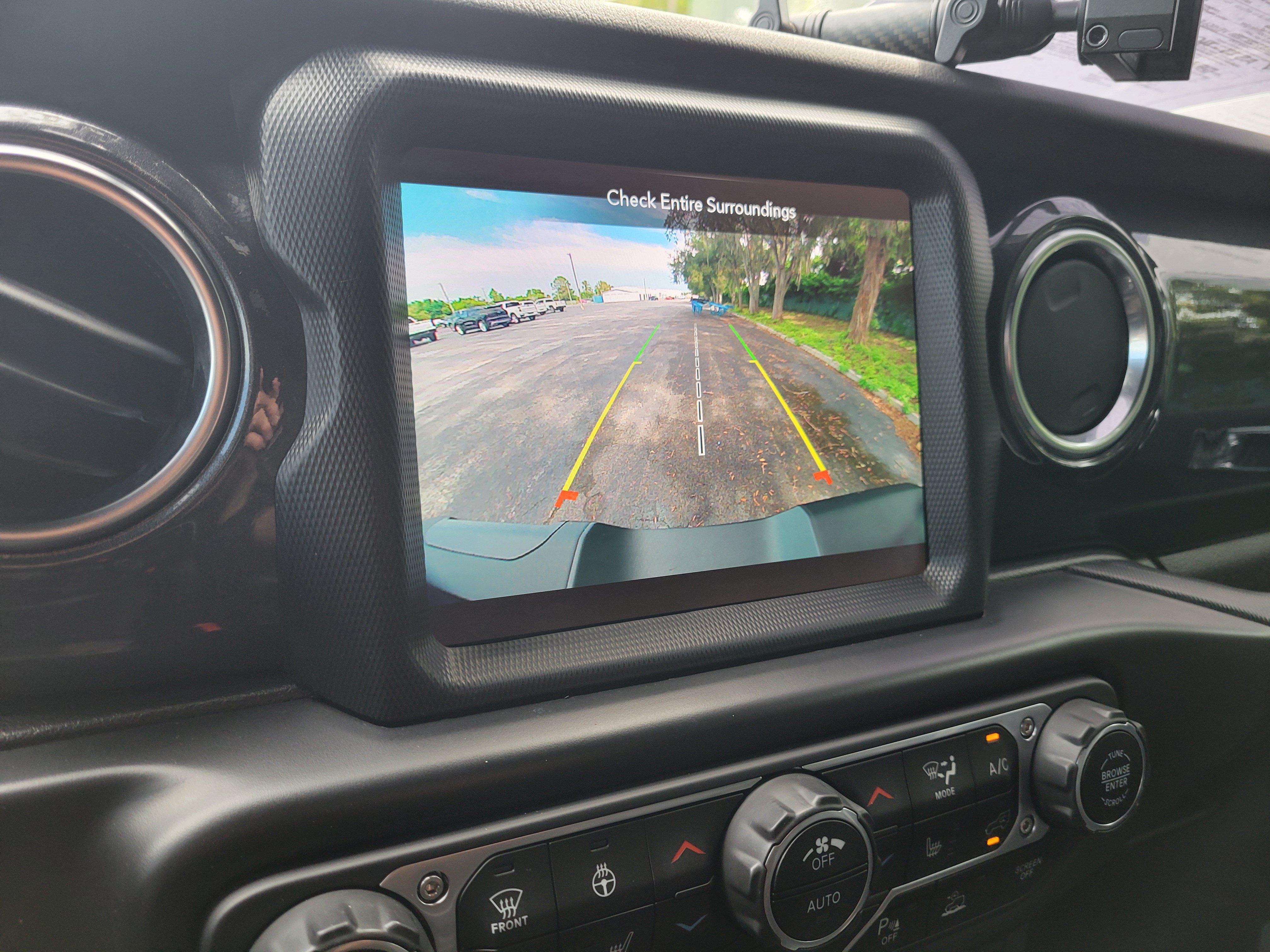 Used 2021 Jeep Wrangler Unlimited Rubicon AWD/4WD image 22