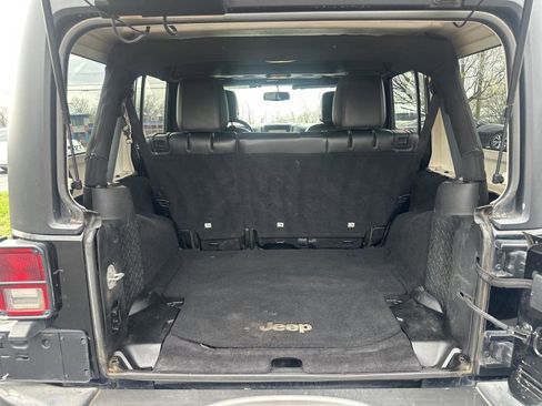 Used 2014 Jeep Wrangler Sport image 10