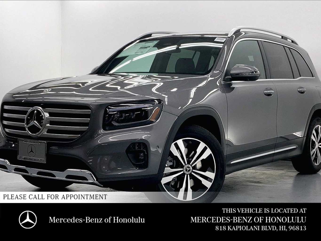 Used 2026 Mercedes-Benz GLB 250 image 1