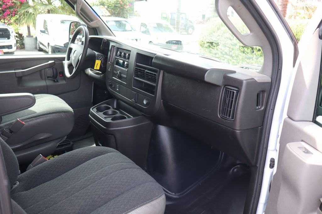 Used 2025 Chevrolet Express 2500 w/ Driver Convenience Package RWD image 35