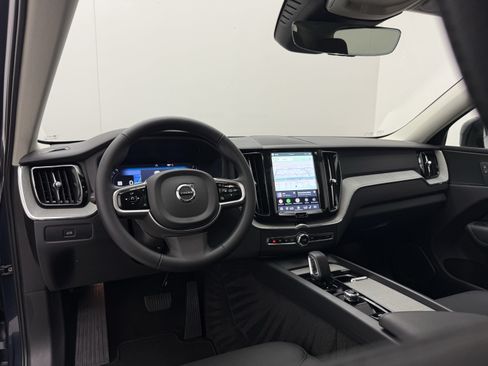 Certified 2025 Volvo XC60 B5 Plus AWD/4WD image 24