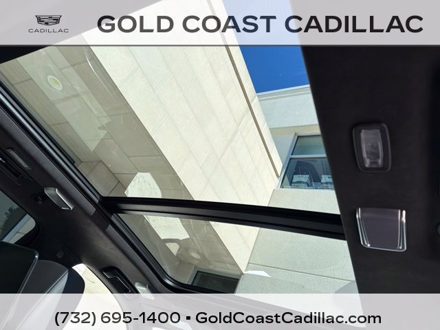 Certified 2024 Cadillac Escalade V w/ LPO, ONYX Package AWD/4WD image 13