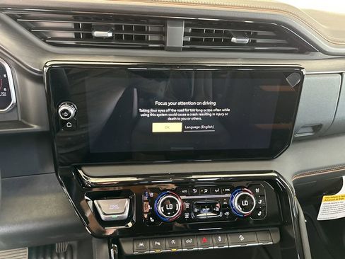 New 2026 GMC Sierra 1500 AT4 w/ AT4 Premium Package image 23