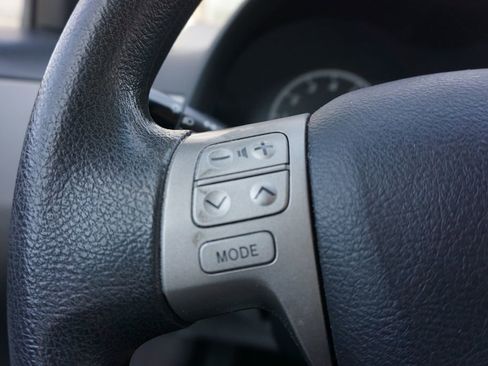 Used 2012 Toyota Corolla LE image 7