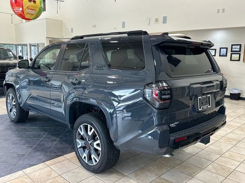 Used 2025 Toyota 4Runner TRD Sport Premium AWD/4WD image 6