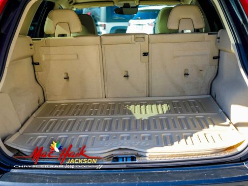 Used 2016 Volvo XC60 T5 Premier w/ Proximity Package image 8