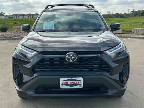 Used 2025 Toyota RAV4 XLE w/ Convenience Package FWD image 8