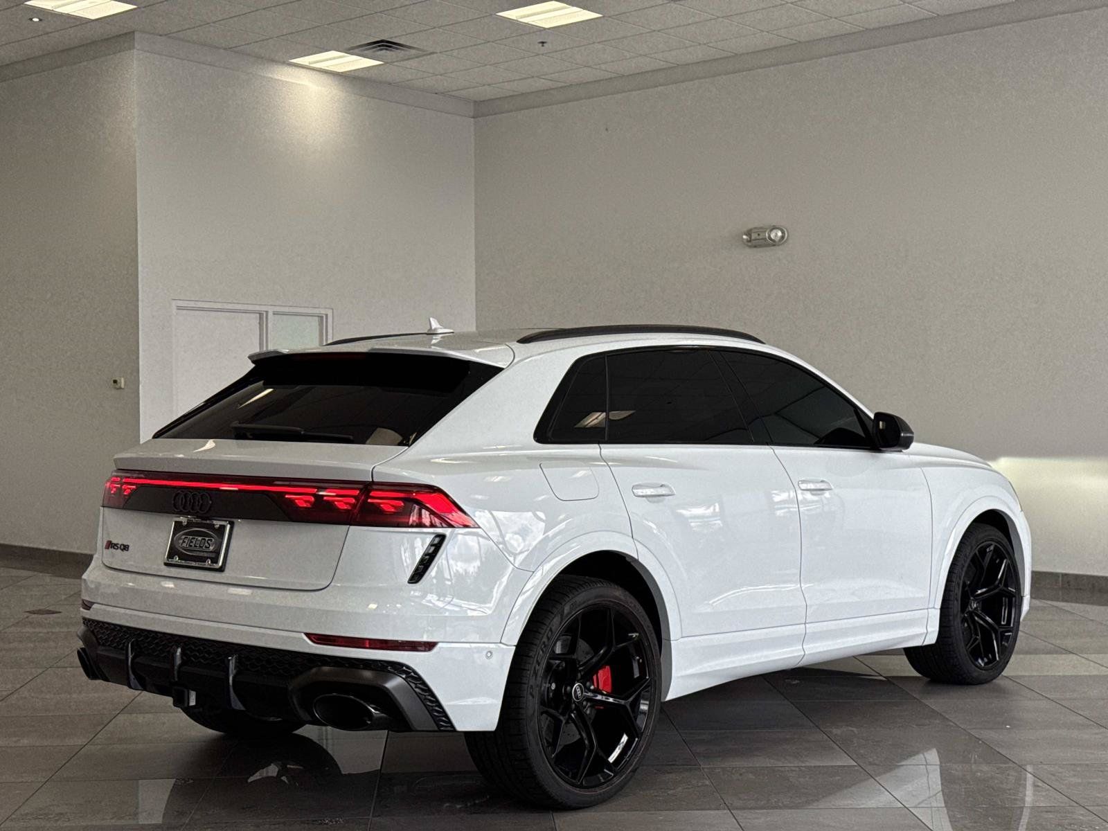 Used 2025 Audi RS Q8 performance AWD/4WD image 24