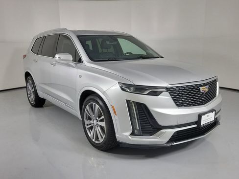 Used 2020 Cadillac XT6 Premium Luxury image 1