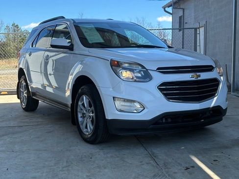 Used 2017 Chevrolet Equinox LT AWD/4WD image 1