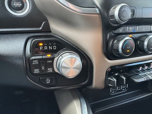 Used 2022 RAM 1500 Laramie AWD/4WD image 28