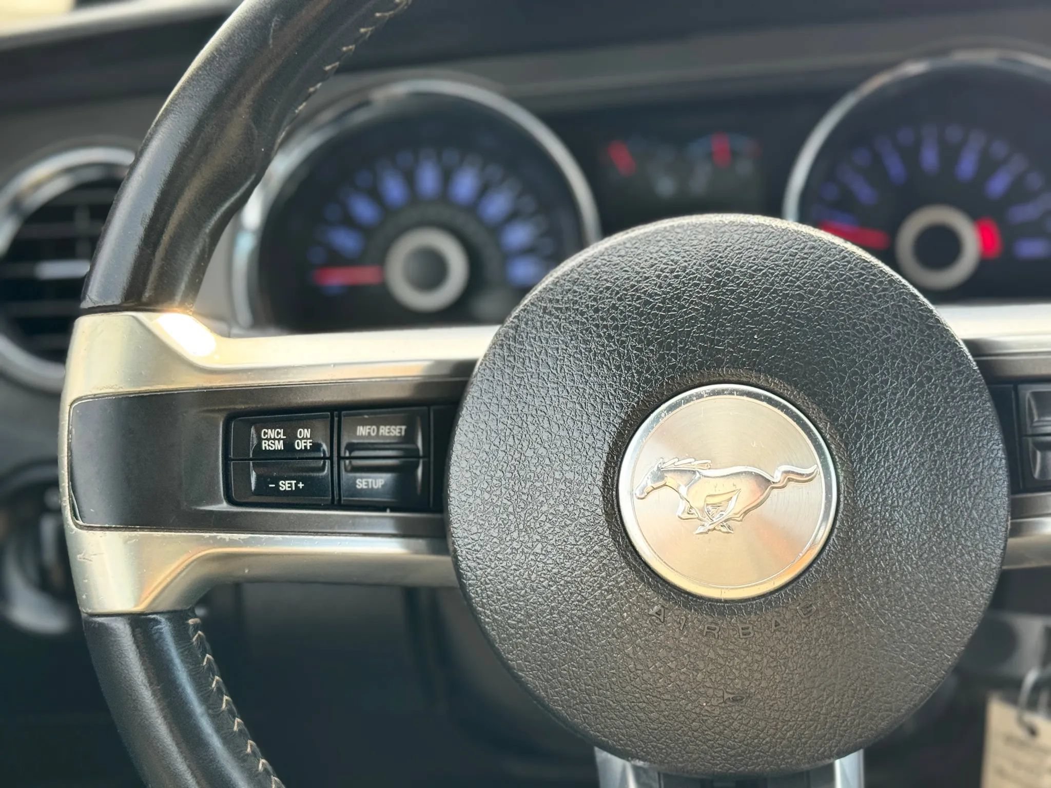 Used 2014 Ford Mustang Convertible RWD image 22