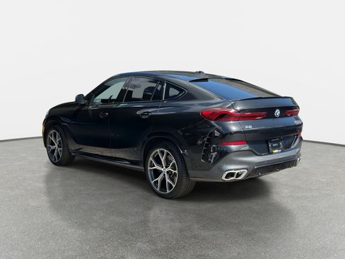 Used 2026 BMW X6 M60i image 5