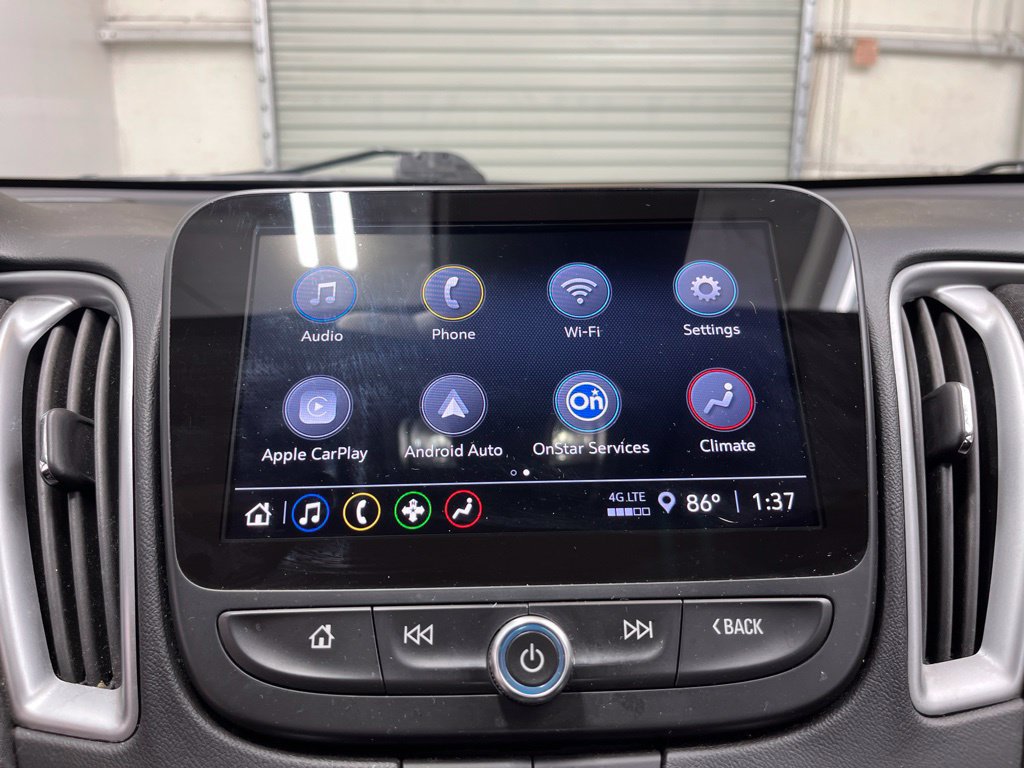 Used 2025 Chevrolet Malibu LT FWD image 11